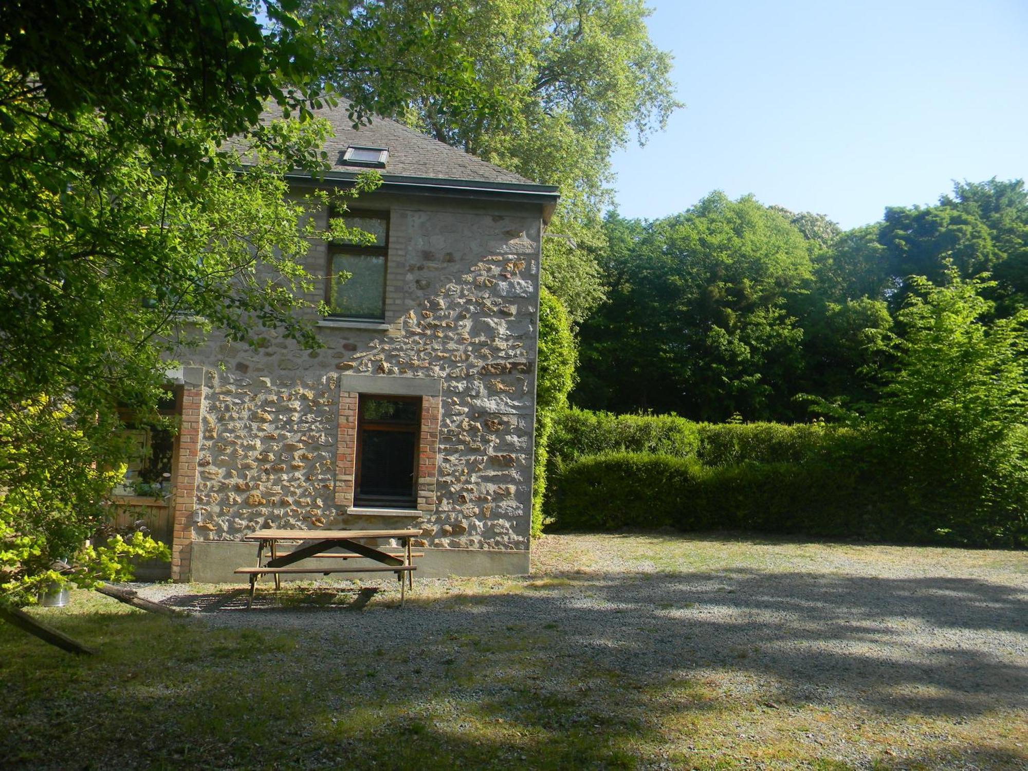 Logis Relais Des Cailleres Hotel Saint Pavace Exterior photo
